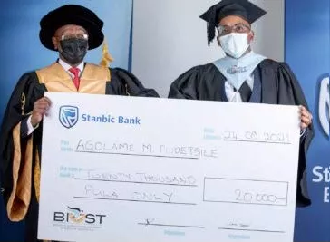 BIUST Celebrates graduation.jpg